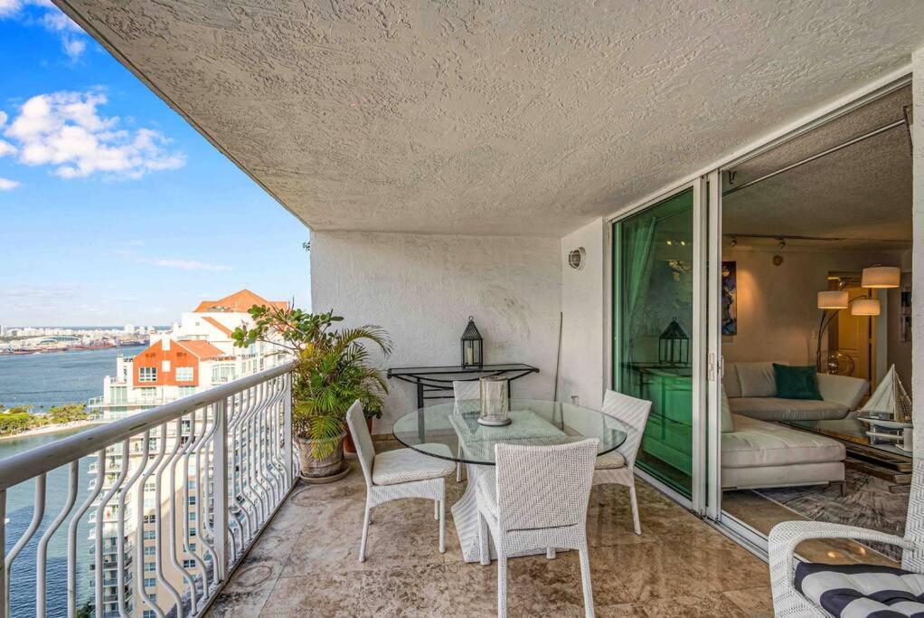Apartment Ph 41st Floor 3 Bed • Brickell • Ocean View Miami