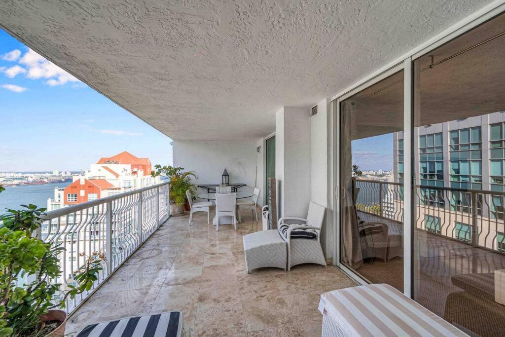 Apartment Ph 41st Floor 3 Bed • Brickell • Ocean View *