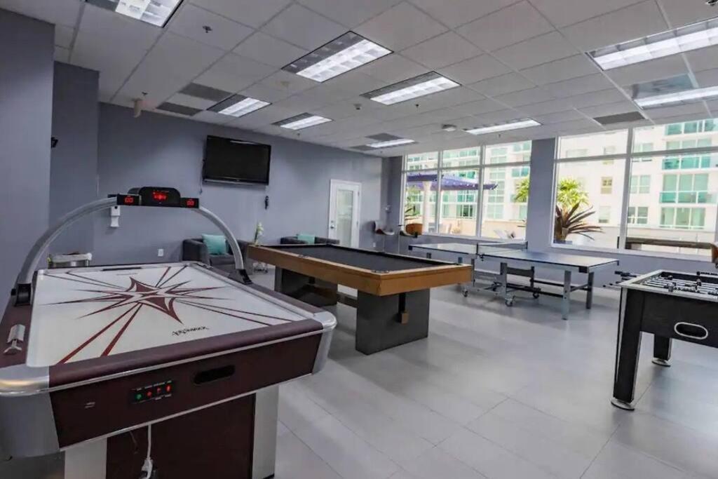 35th Floor 1 Bed 1 Bth • Brickell • Ocean View Apartment