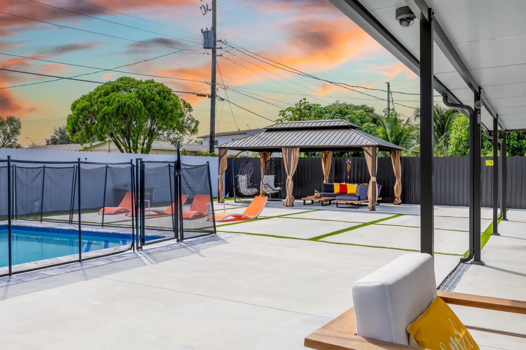 Casa de férias Havana Blue/pool+heater/hard Rock/gazebo/bbq Miami