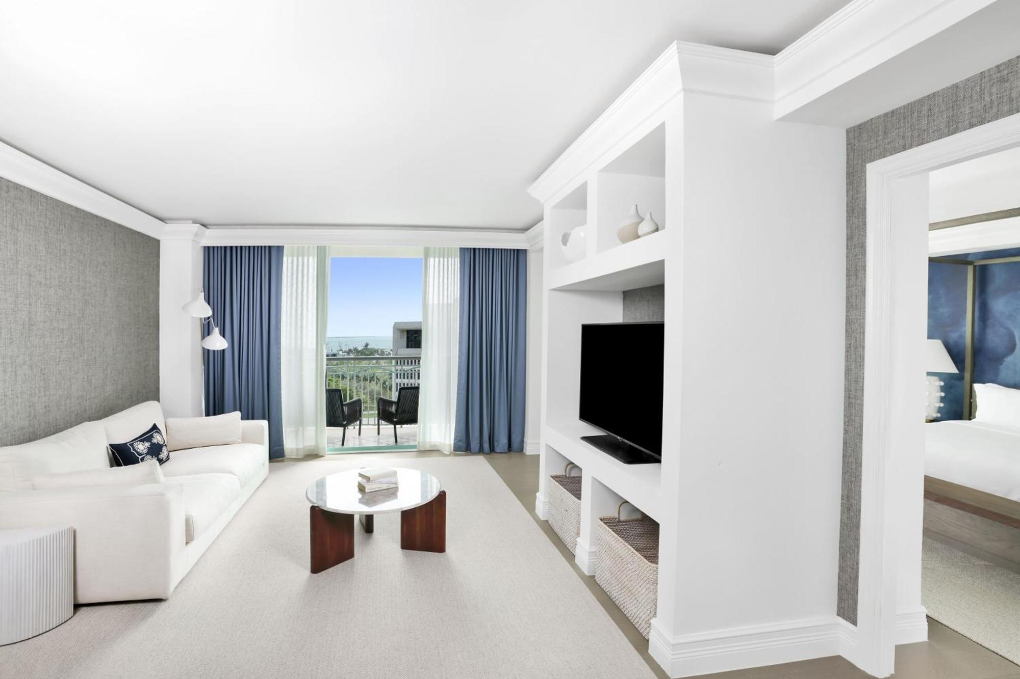 The Ritz-carlton Coconut Grove, 5*