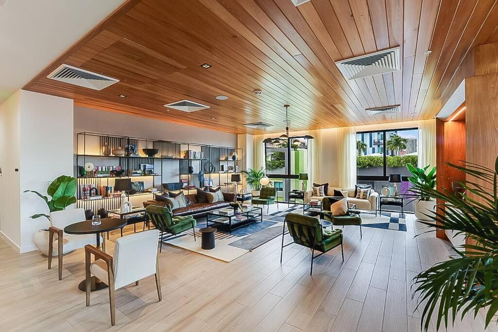 Wynwood Luxury 2 Bedroom *