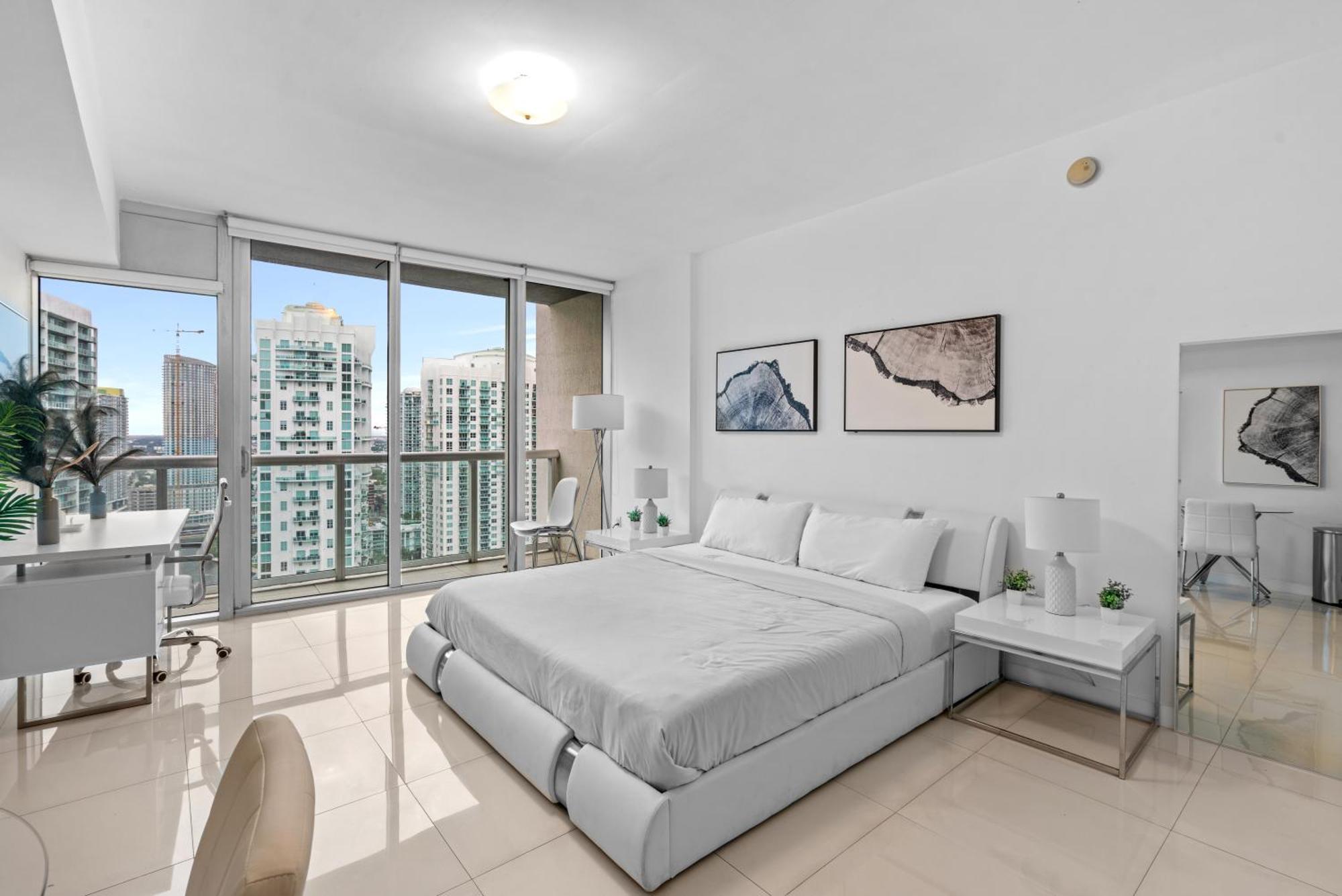 In Brickell Business District Icon Residences Apartment *