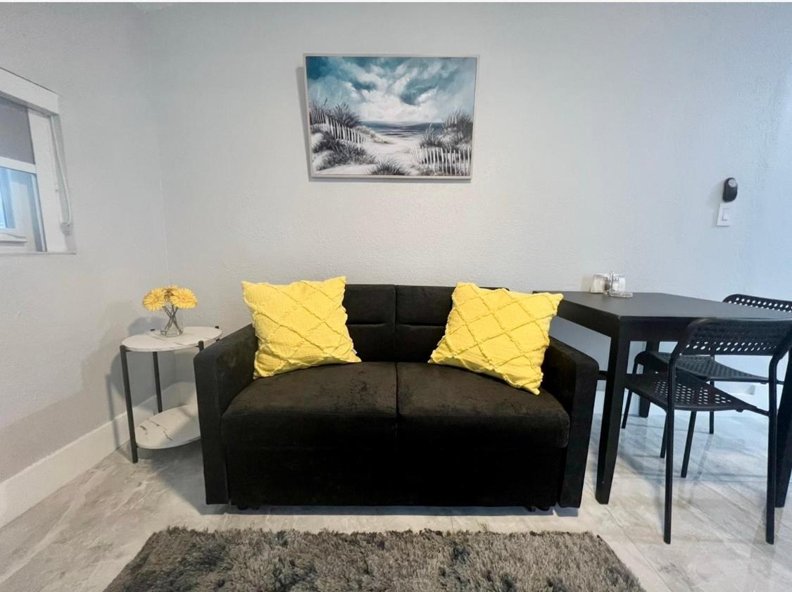 Little Gables Studio-your Escape-10min Airport Apartamento Miami