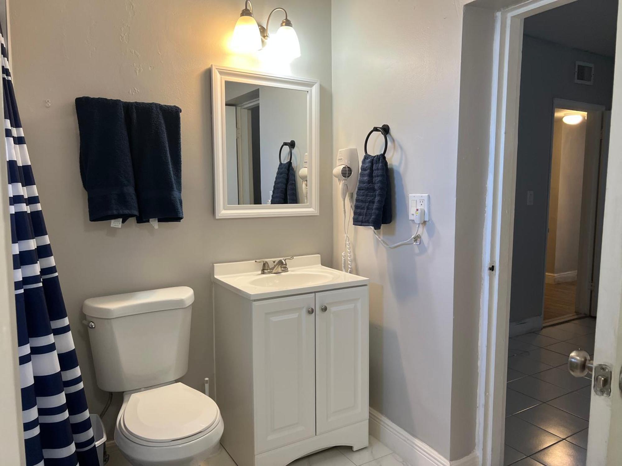 Coral Gable Studio & House Free Parking & Wifi