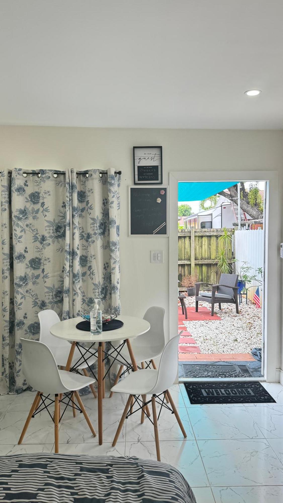 Apartamento Lovely Studio