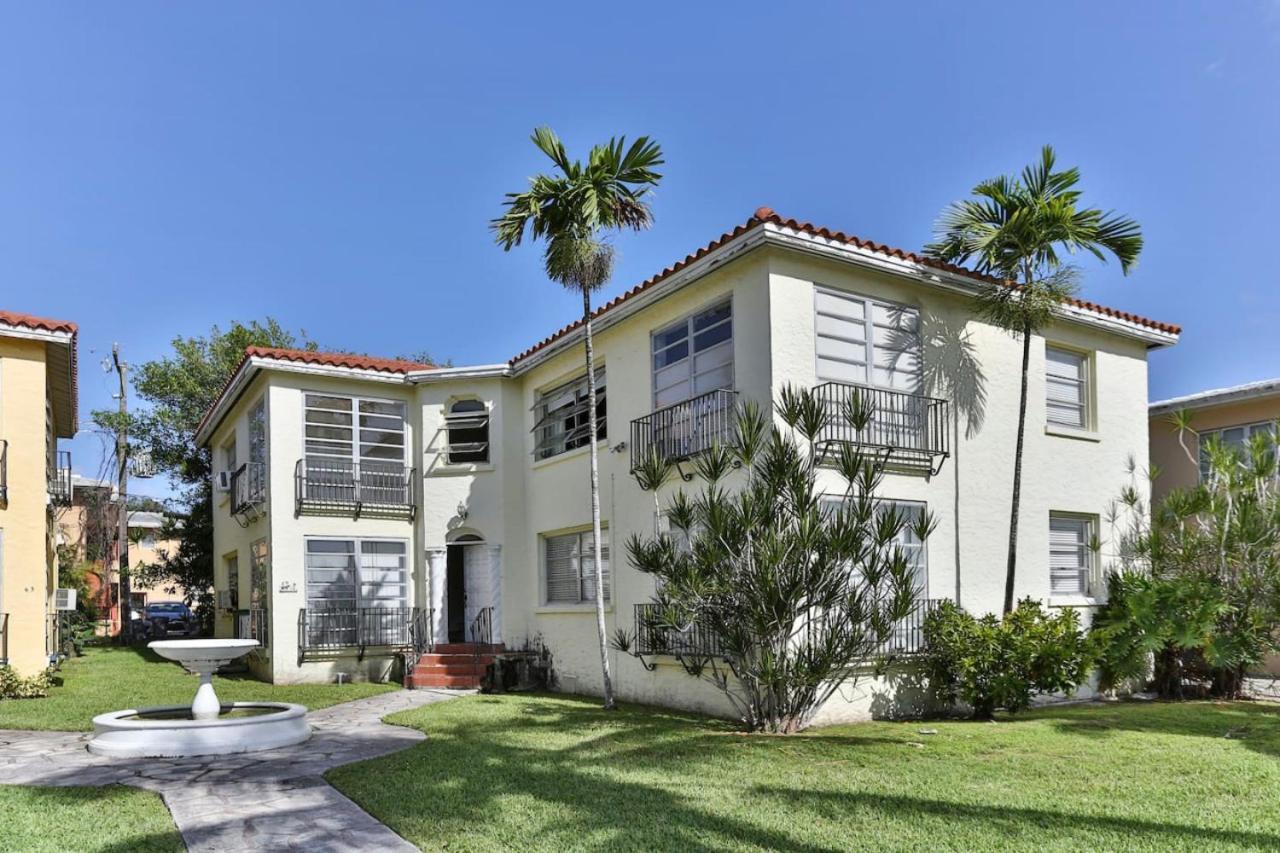Apartment Coral Gables Picasso In Art Building With Patio