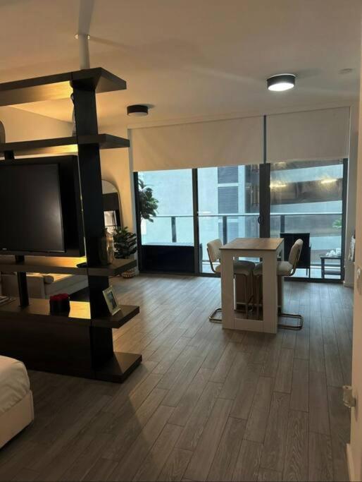 Cute Downtown Apartamento