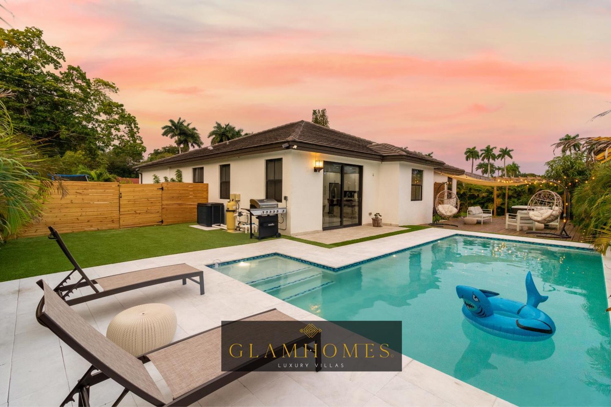 Villa Tropical Wjacuzzi Big Terrace & Billiards *