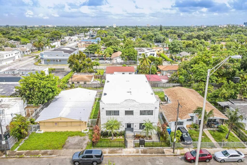 Wonderful 5 Min Walking To Design District 8 Apartment