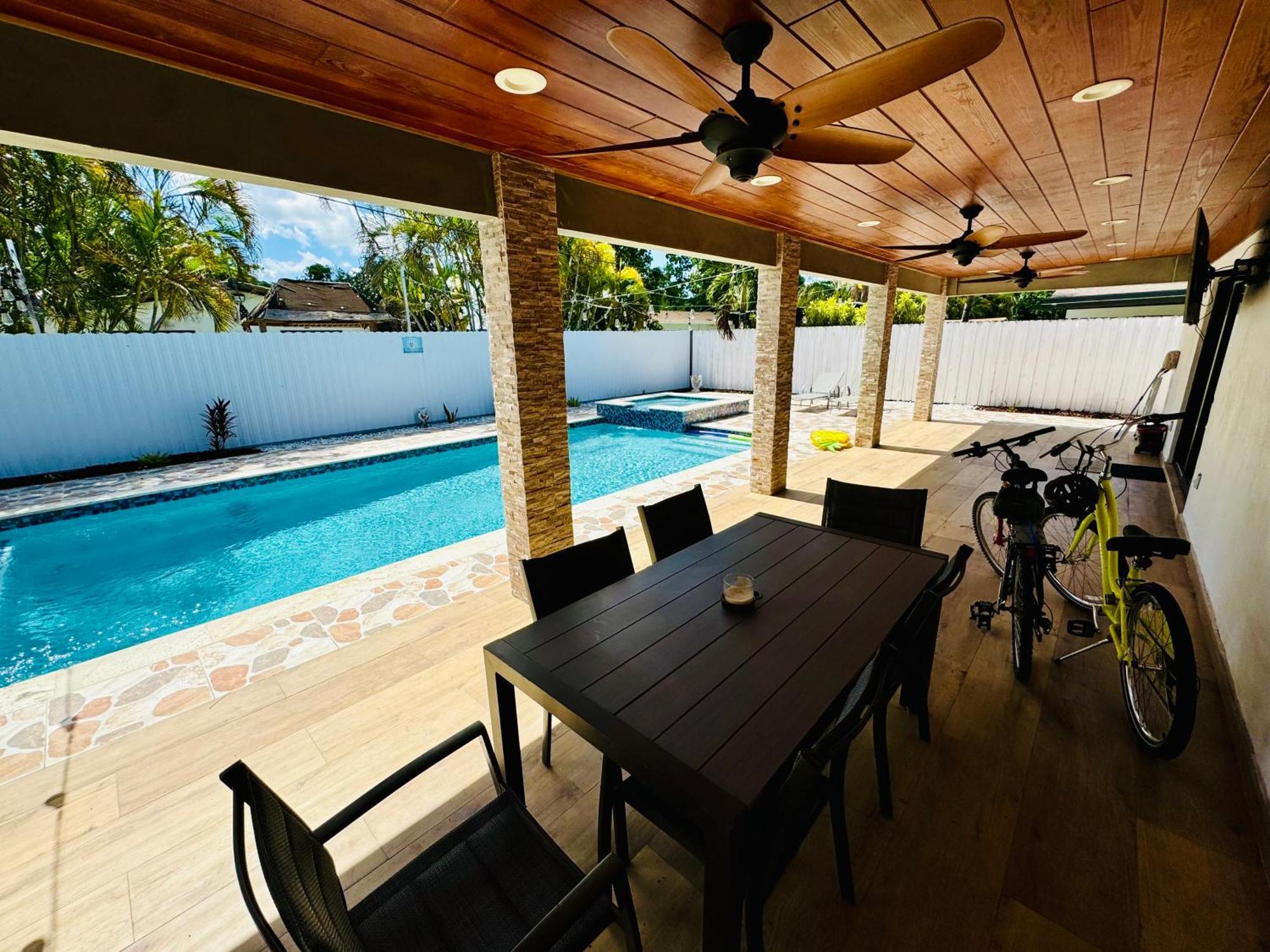 Casa de férias Heated Pool Hot Tub