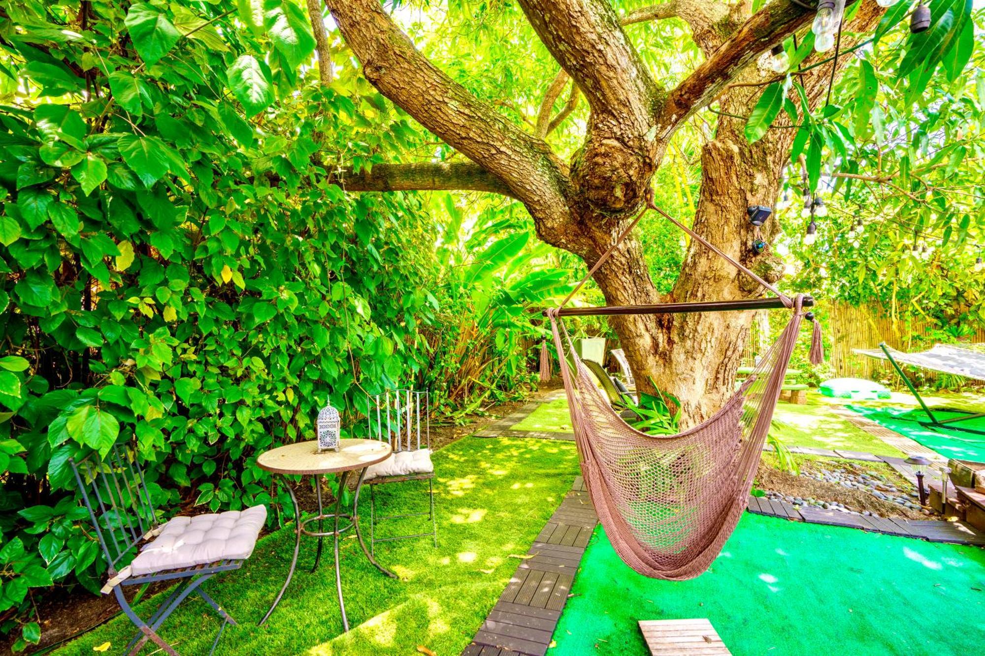 Holiday home Seaside Haven: Gated 2-bedroom With Den And Parking
