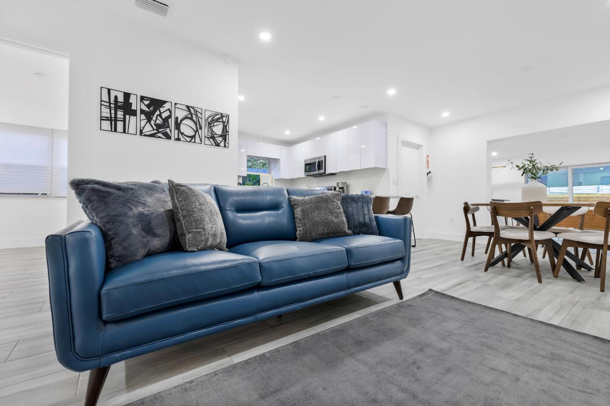 Holiday home Modern In Design District ! *