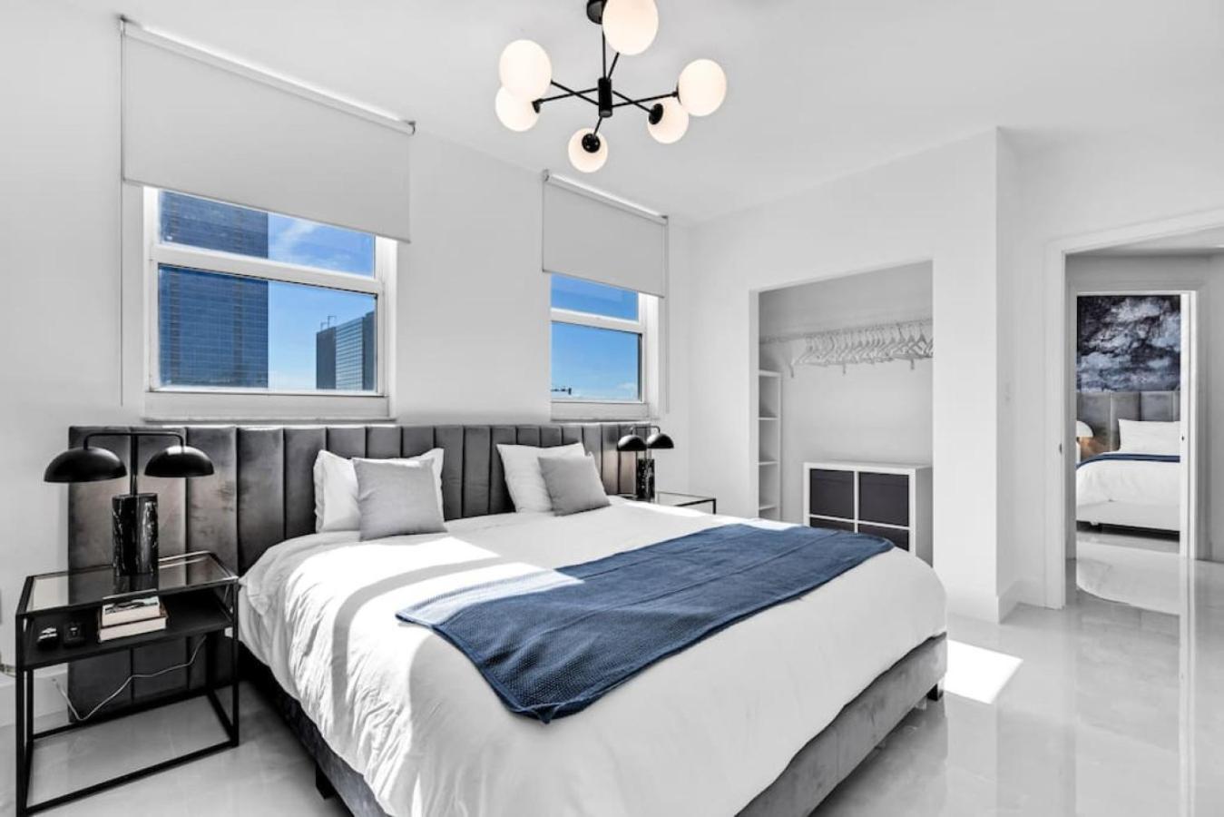 Holiday home Luxe Brickell Gem With Huge Balcony N Ocean Views *