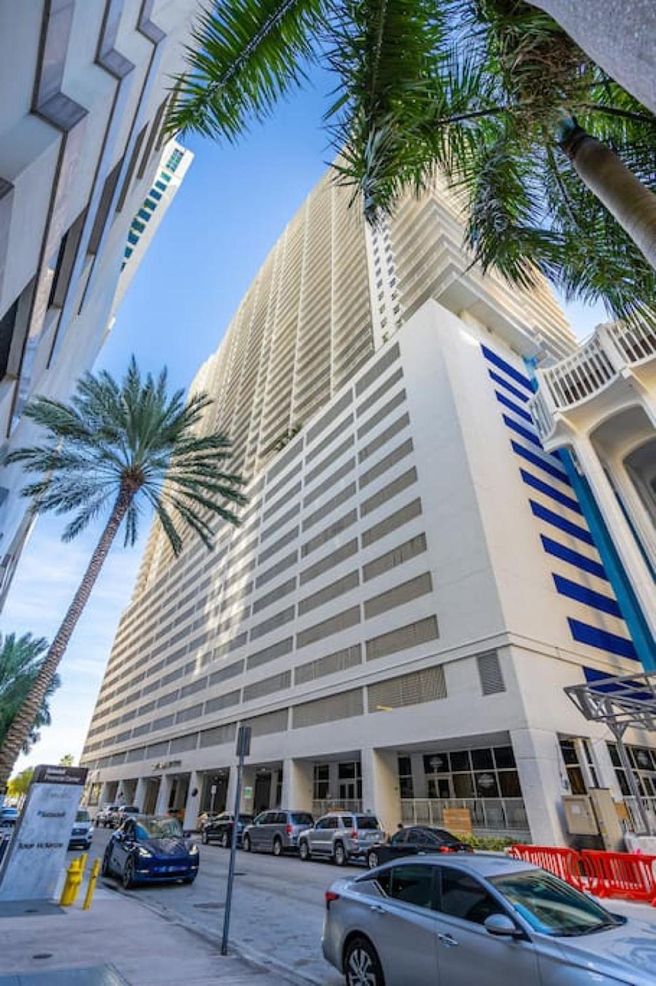 Holiday home Luxe Brickell Gem With Huge Balcony N Ocean Views *