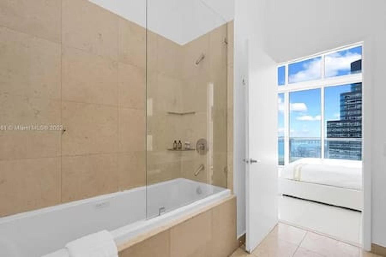 Holiday home 28th Floor Icon Brickell Penthouse With Views *