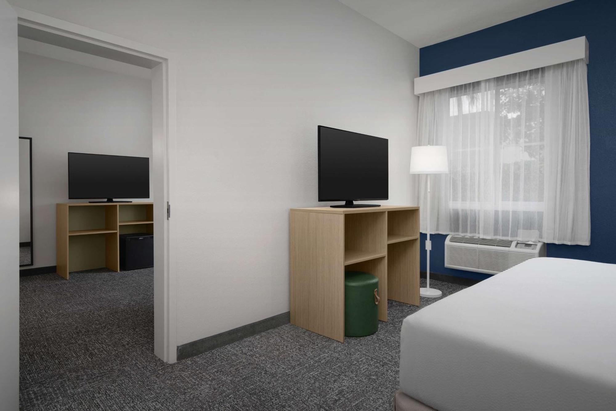 Hotel Spark By Hilton Doral 3*