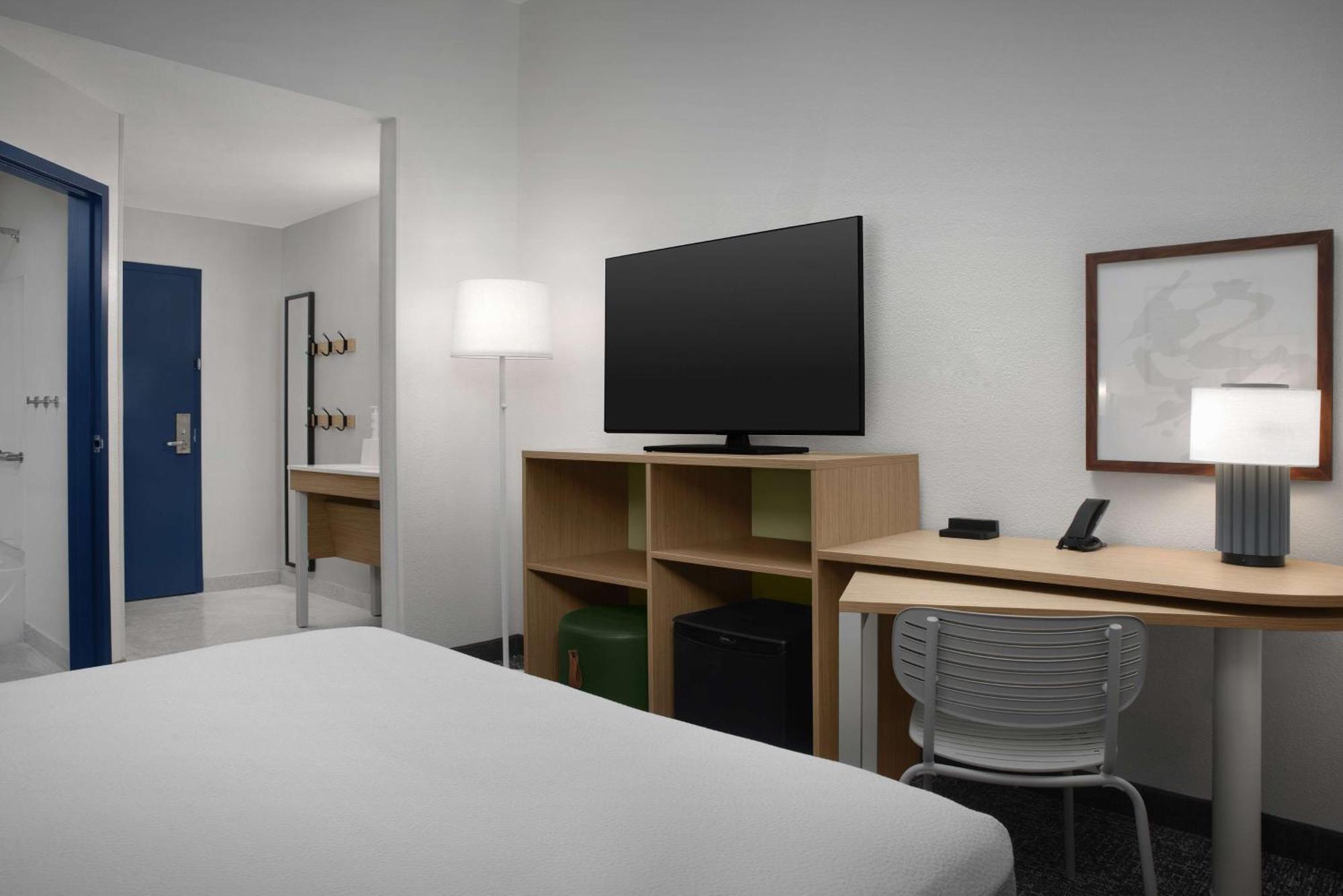 Spark By Hilton Doral Hotel