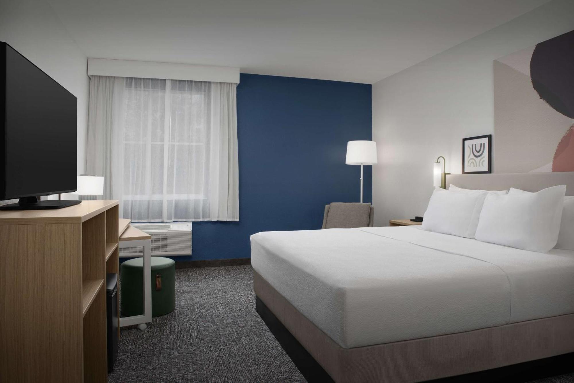 Spark By Hilton Doral Hotel