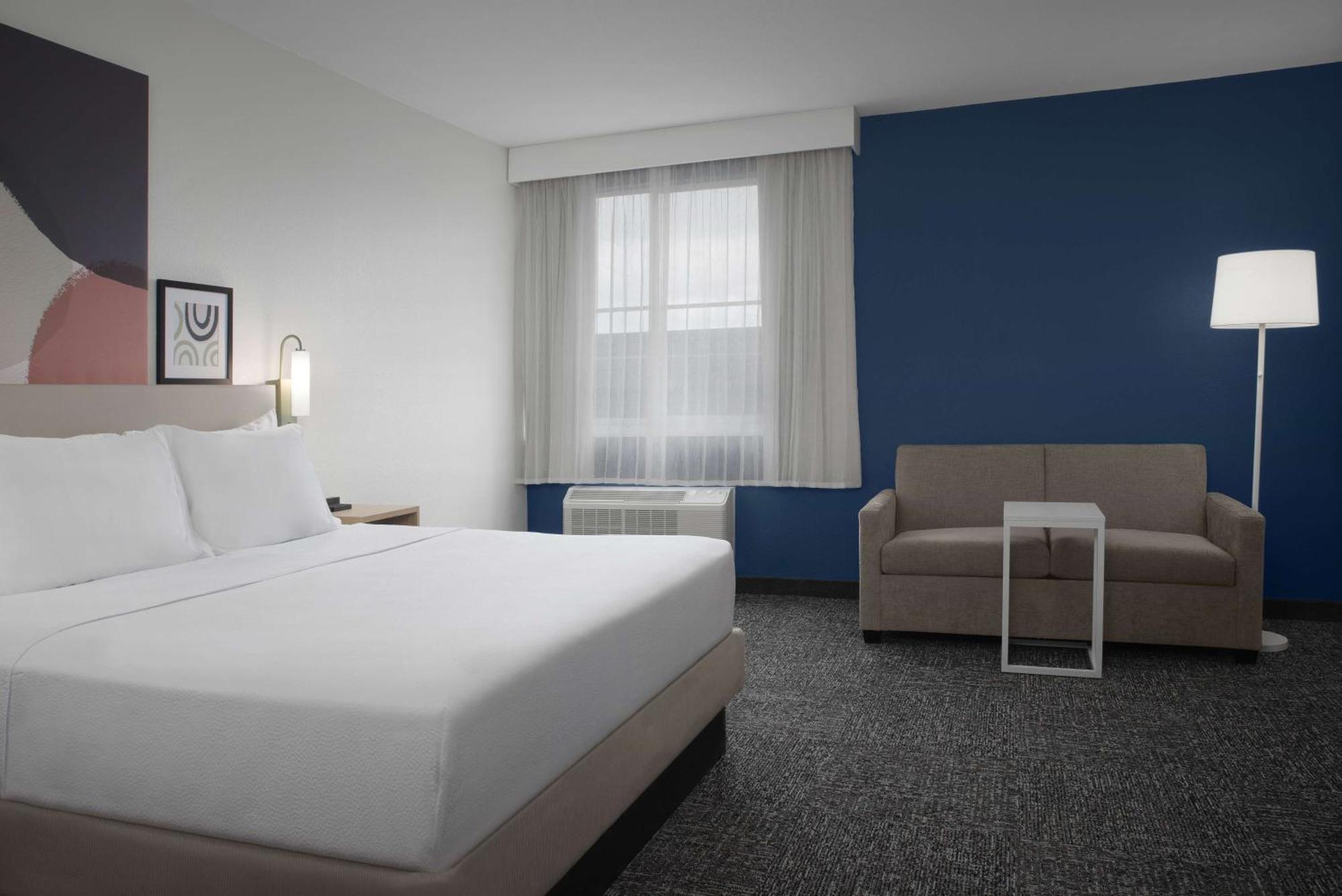 Spark By Hilton Doral Hotel 3*