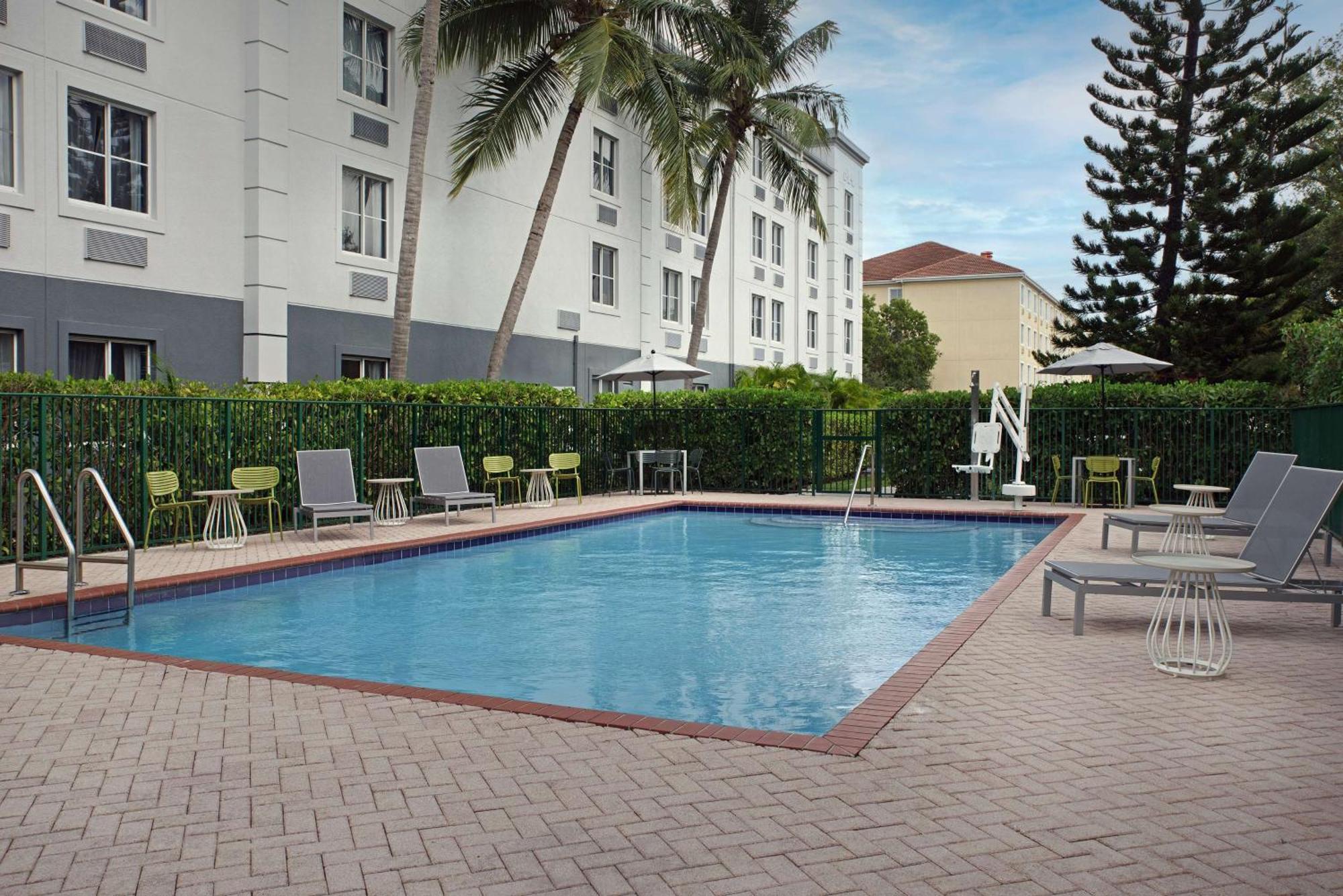 Spark By Hilton Doral Hotel Miami