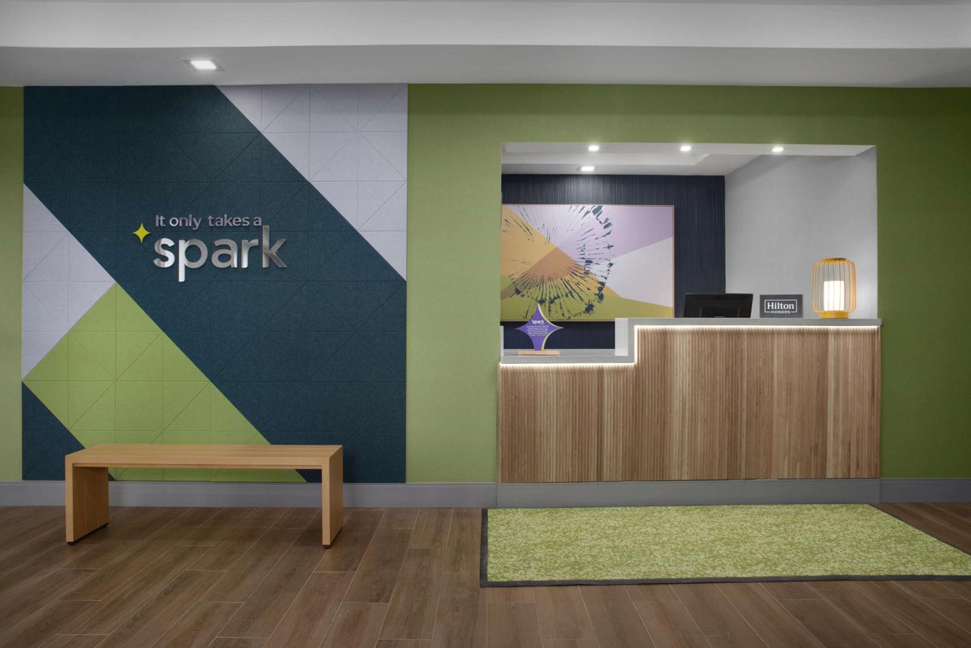 Hotel Spark By Hilton Doral Miami