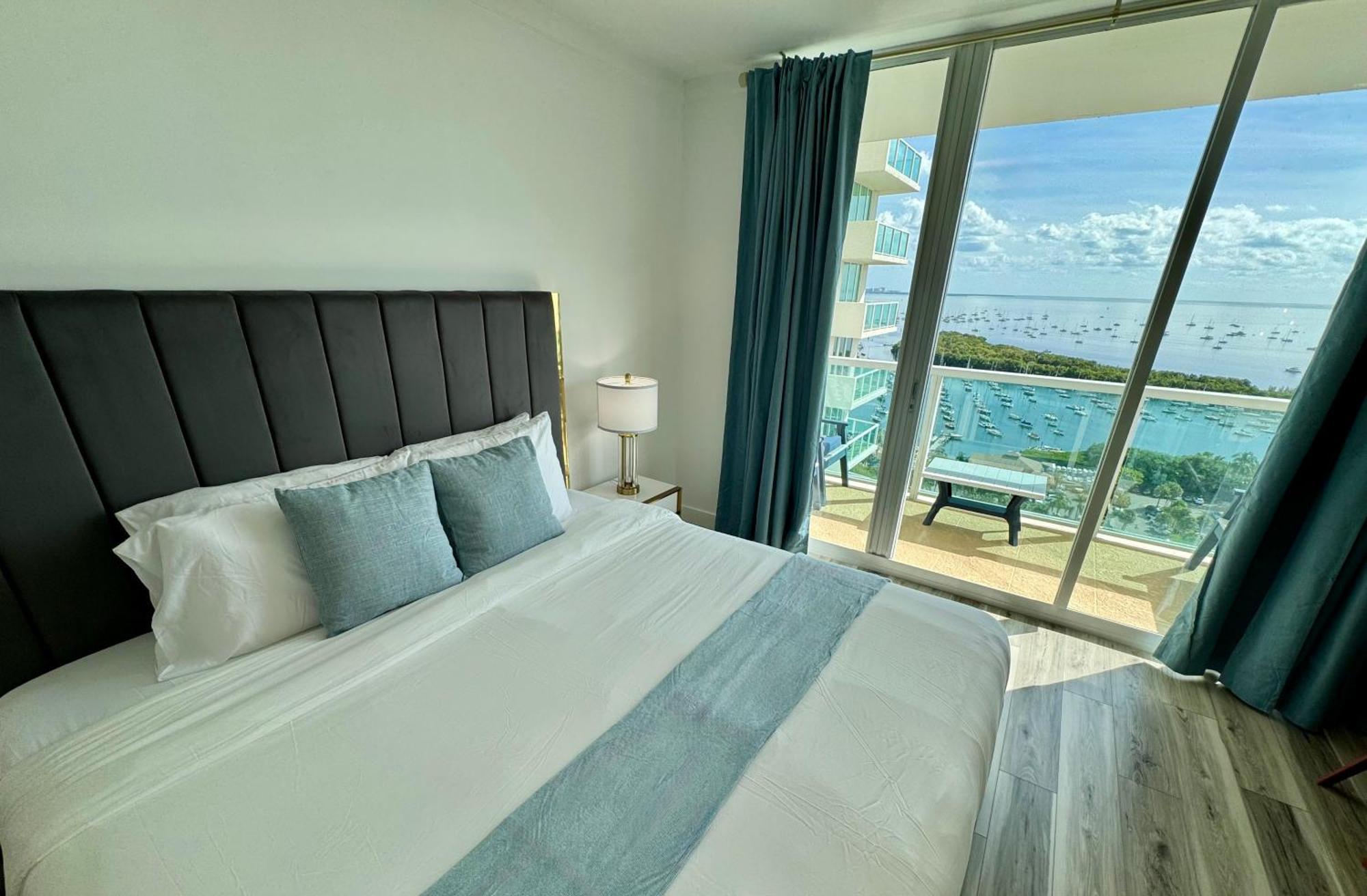 Aparthotel Balcony Ocean View ! Wifi - Pool - Gym - Parking Miami