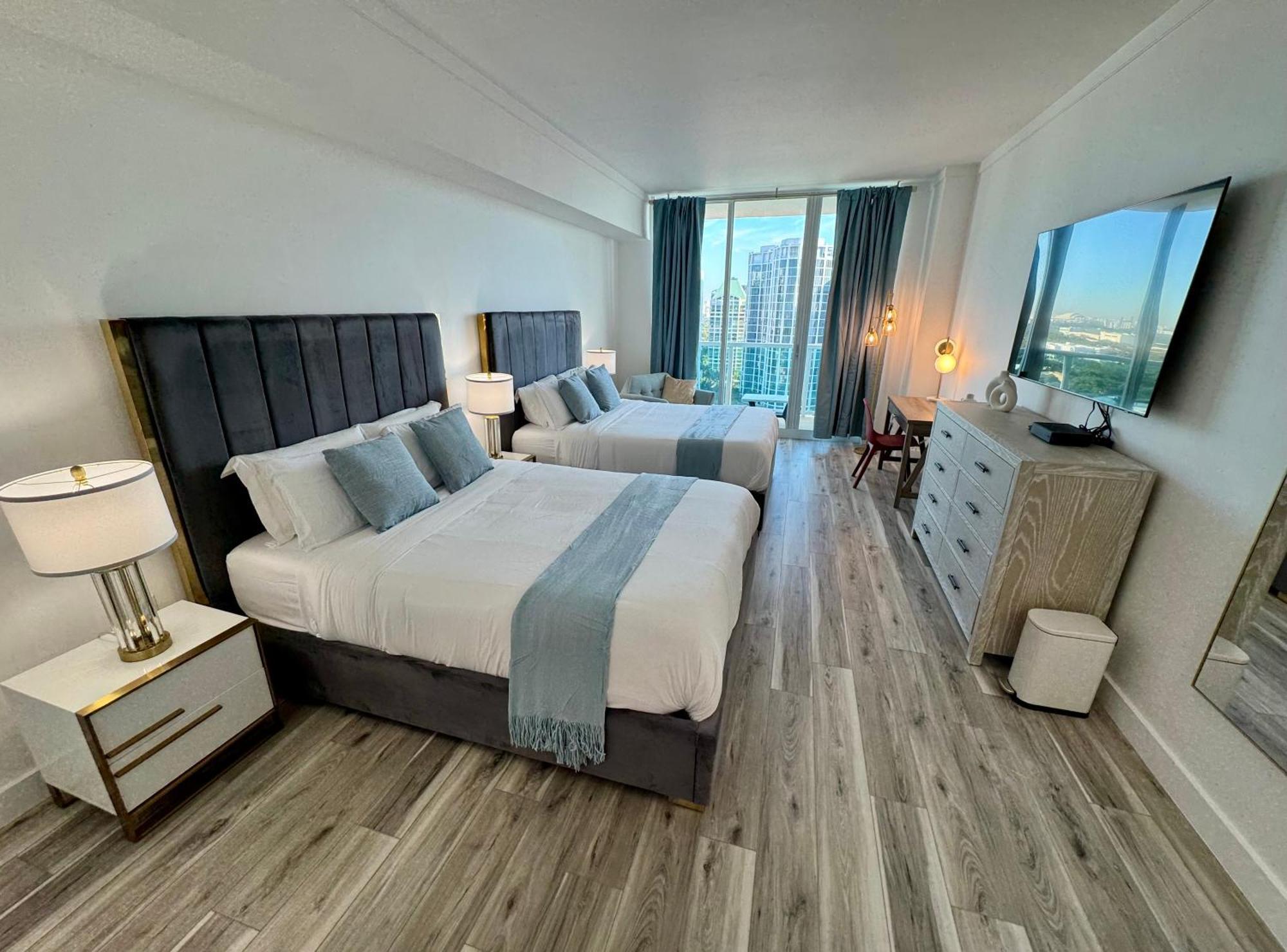 Aparthotel Balcony Ocean View ! Wifi - Pool - Gym - Parking