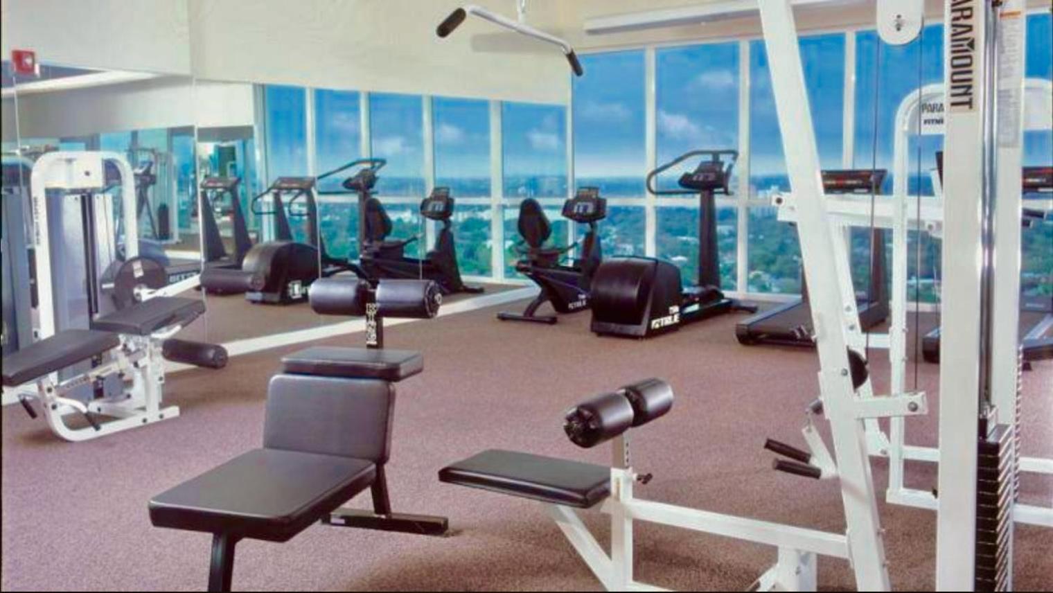 Balcony Ocean View ! Wifi - Pool - Gym - Parking Aparthotel Miami