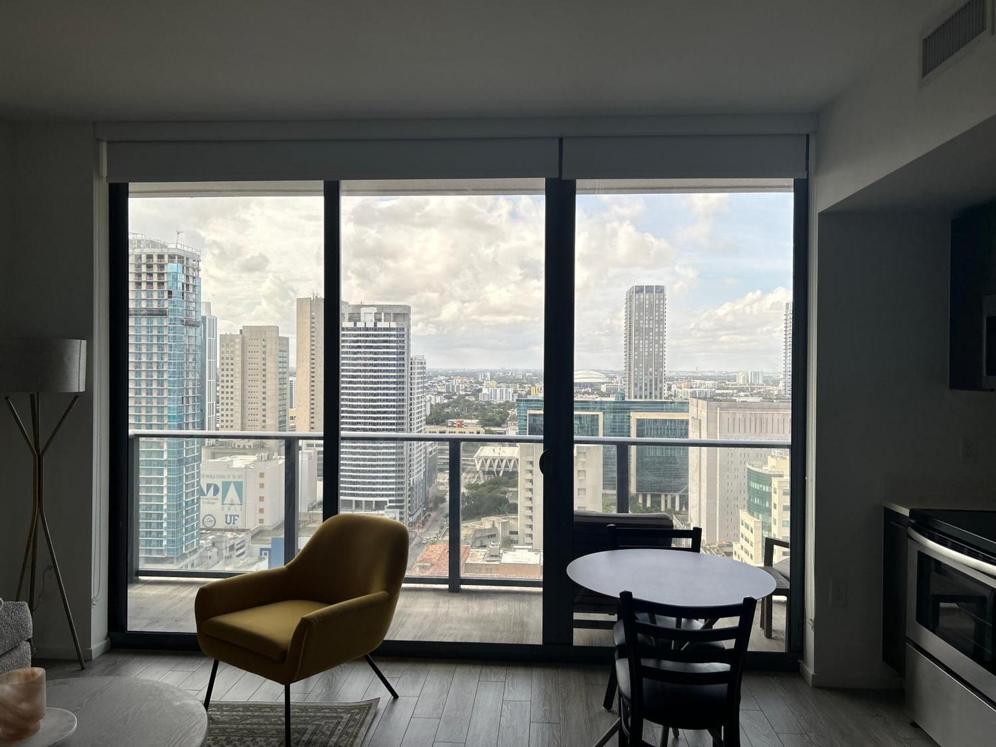 Luxury High Rise Apartment *