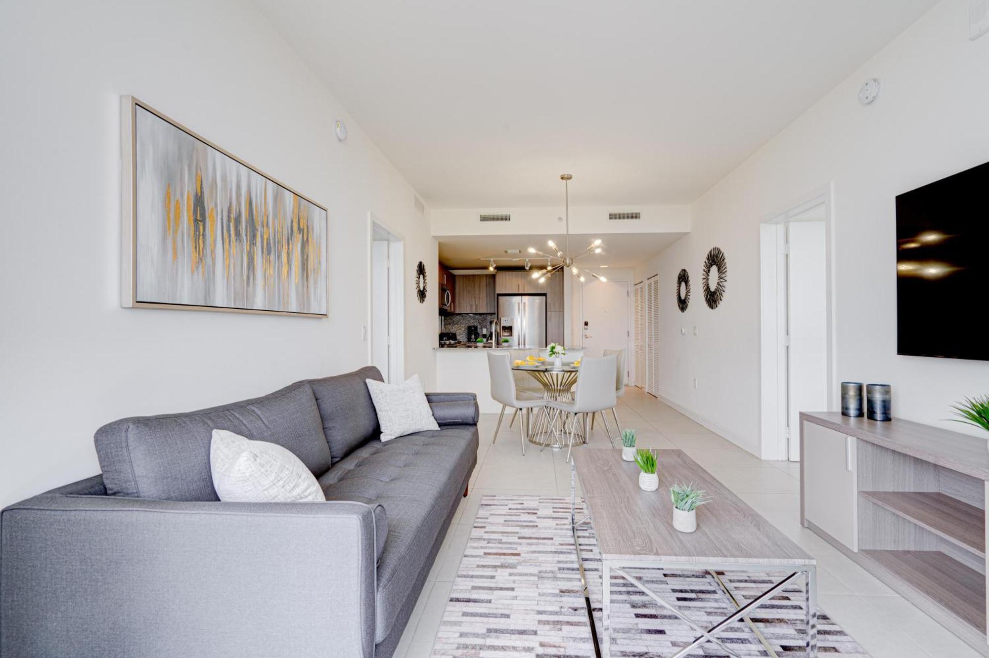 805mm Downtown Doral 2 Bedrooms & 2 Bathrooms Apartamento