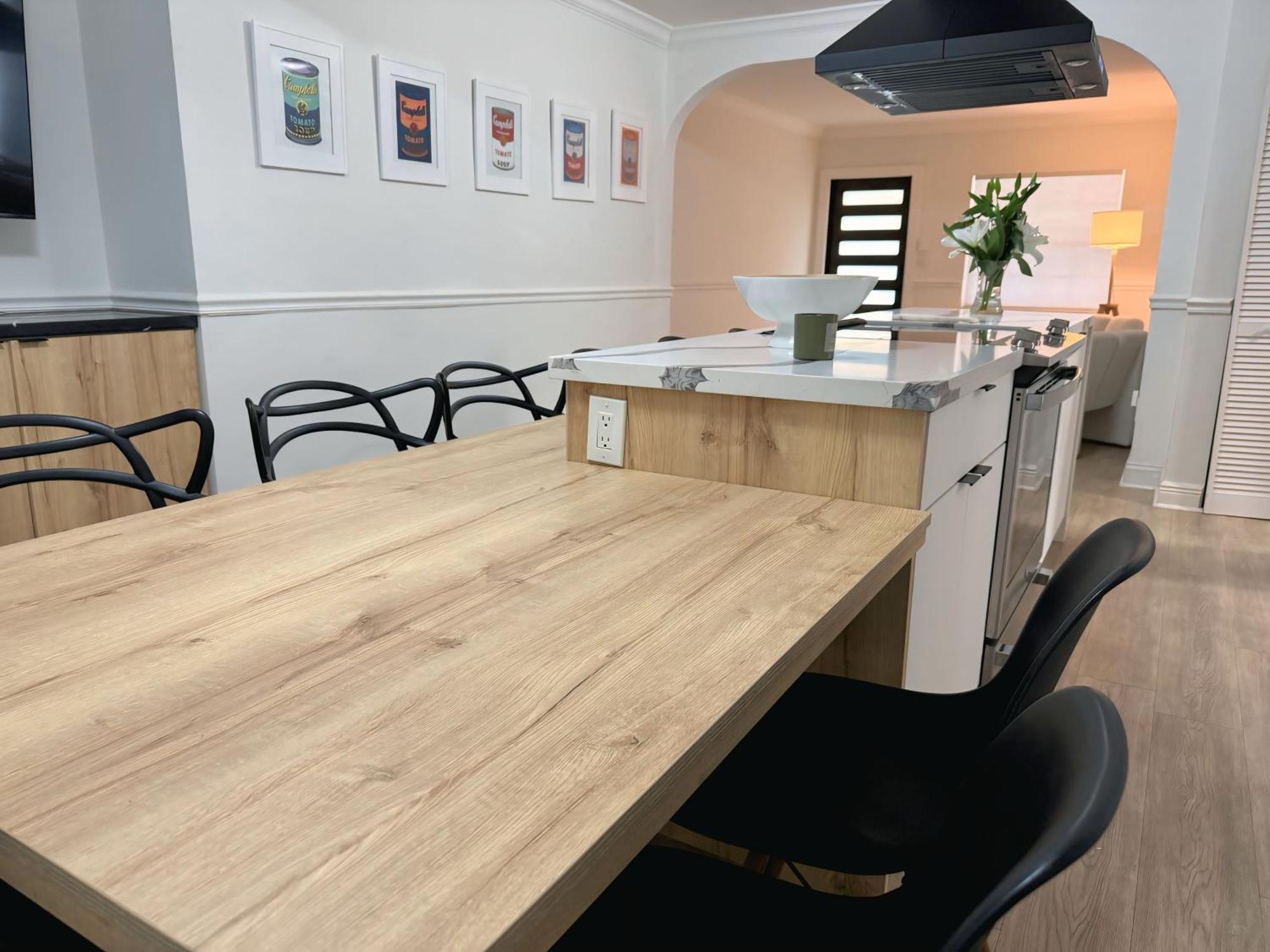 Amazing 3-bedroom Modern In Coral Gables Area Miami