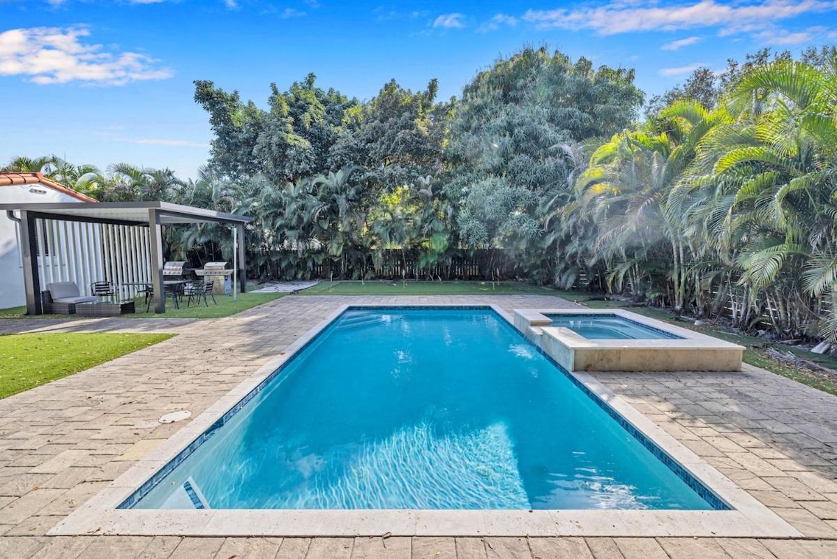 Pousada - Pool & Hot Tub Escape
