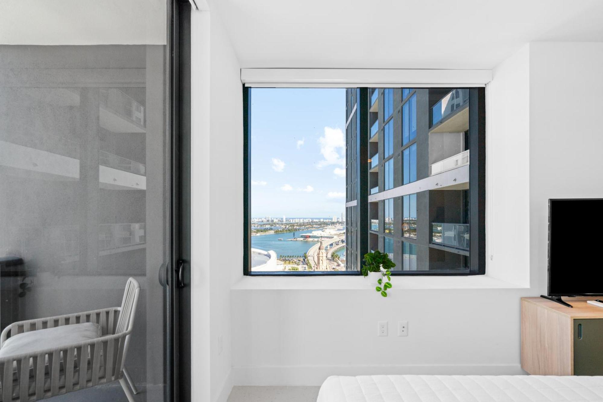 Luxury 2-bdrm In The Heart Of Downtown Apartamento Miami
