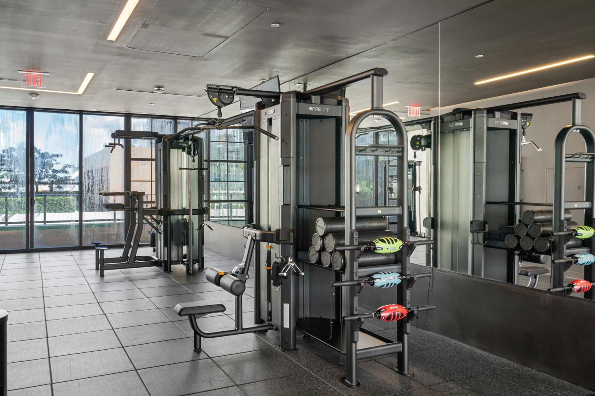 Luxury 2-bdrm In The Heart Of Downtown Apartamento *