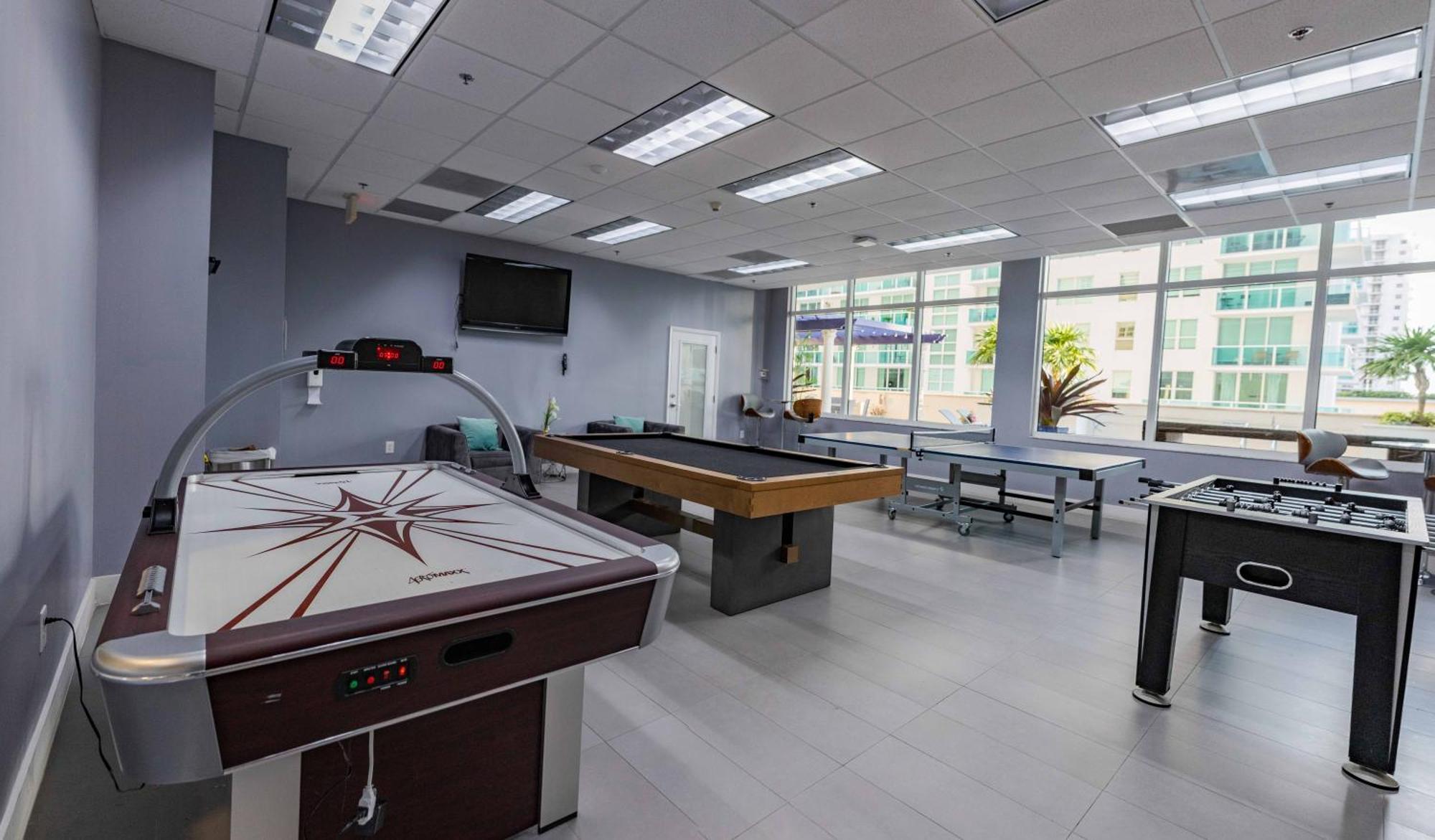 Two Bedroom Oceanview In Brickell Apartment