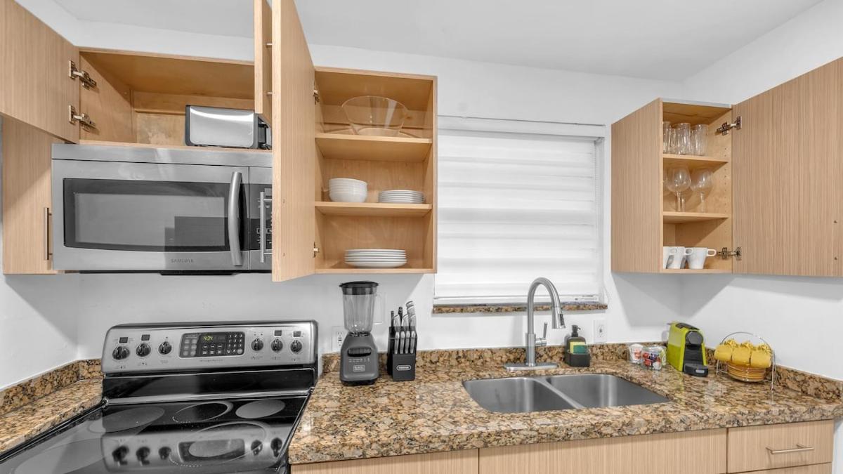 Apartment Designer Unit 2 Miami