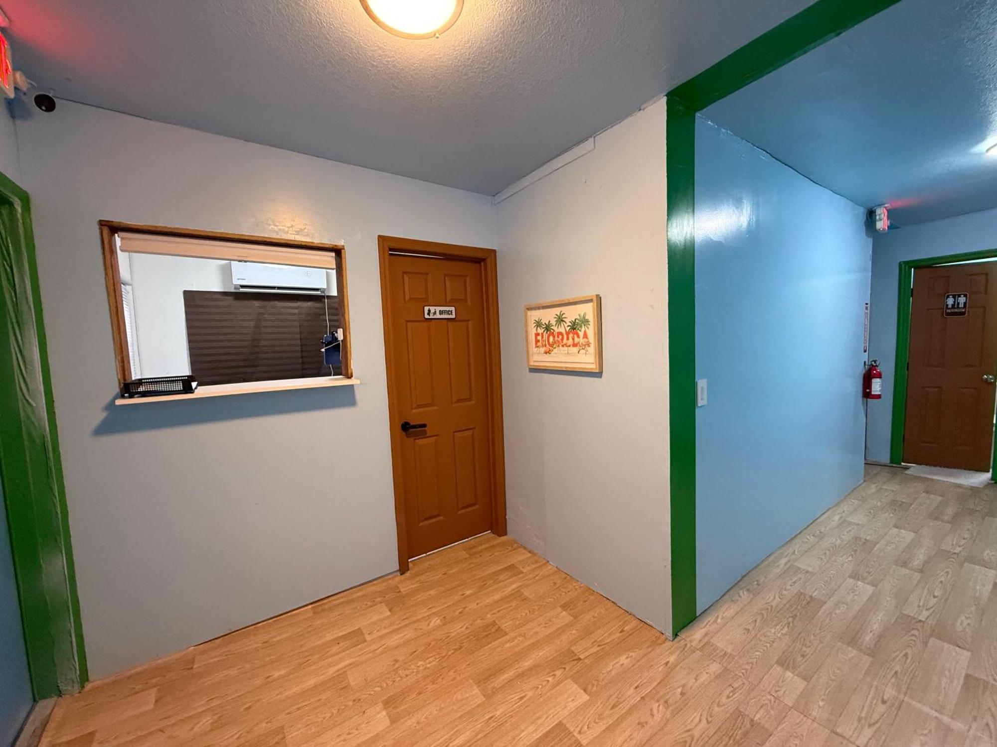 Oqp Vacations Hostel *
