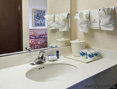 Hotel Spark By Hilton Doral 3*