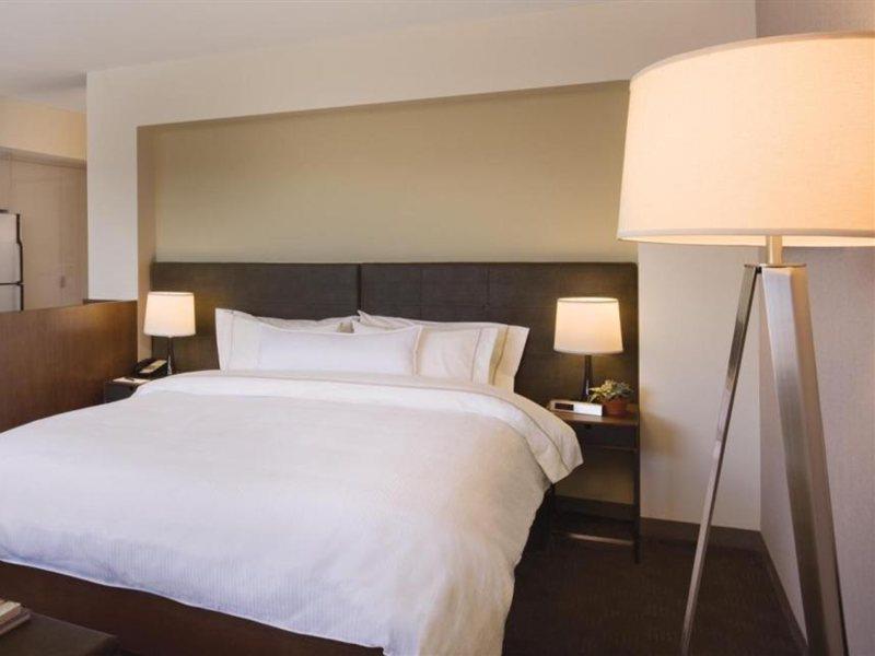 Hotel Element International Airport Miami