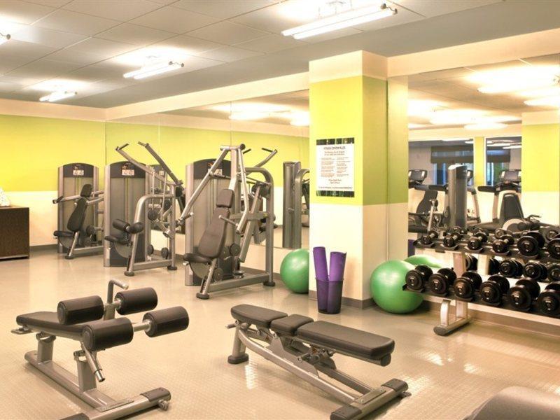 Hotel Element International Airport 3*