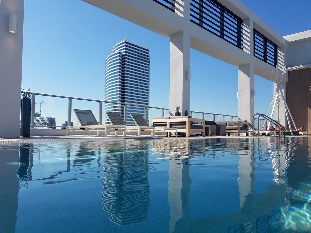 Downtown Deluxe * Miami