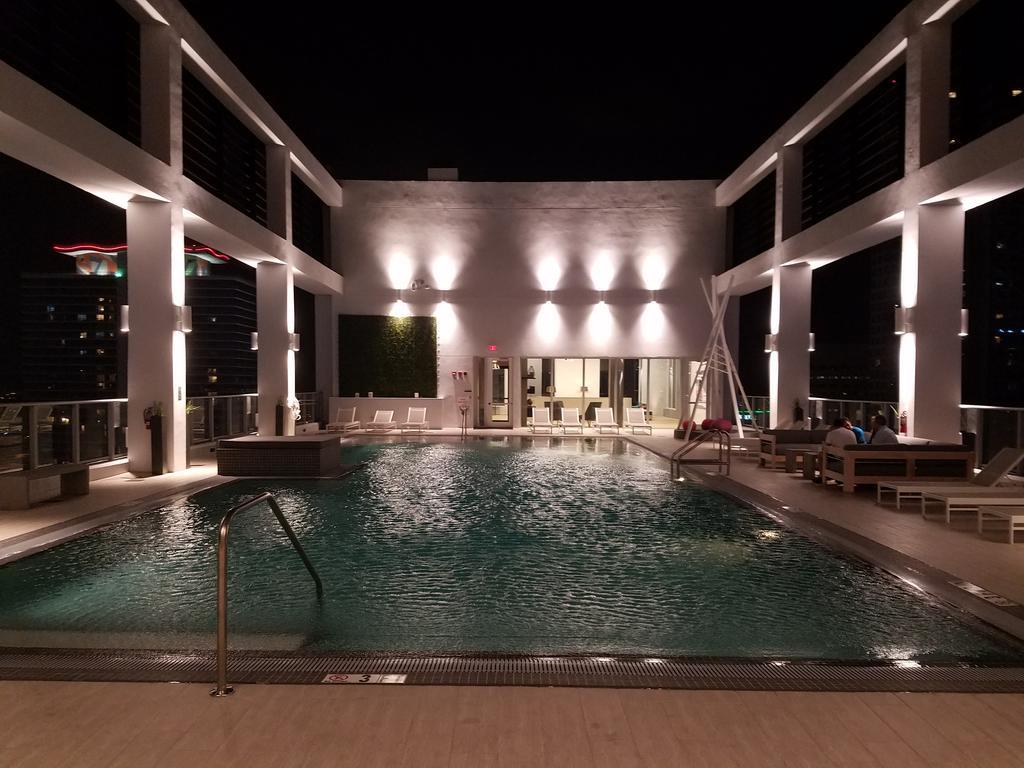 Downtown Deluxe Apartment Miami