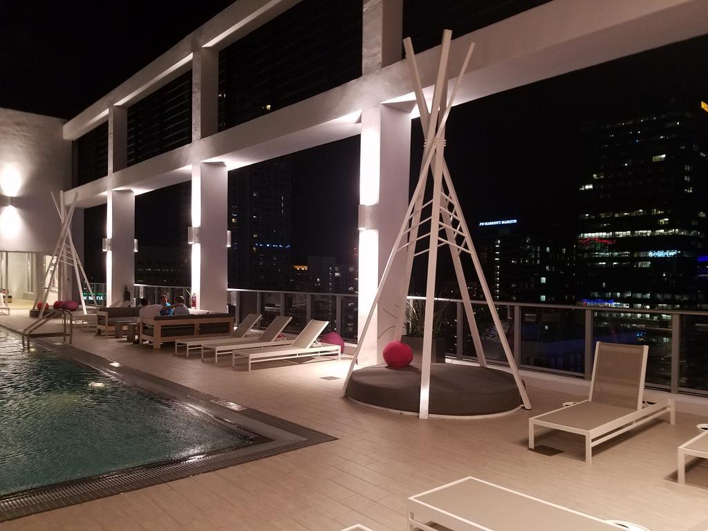 Downtown Deluxe Apartment