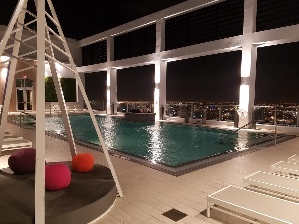 Downtown Deluxe Apartment *