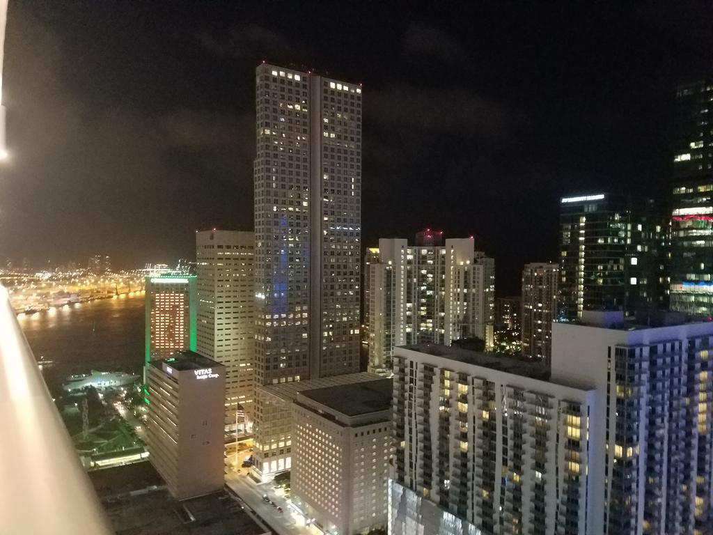 Downtown Deluxe Apartment