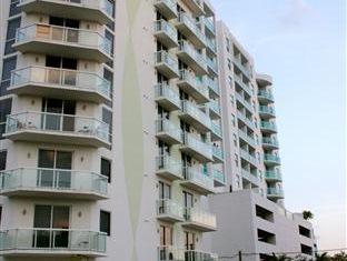 Alfred Brickell Apartment *