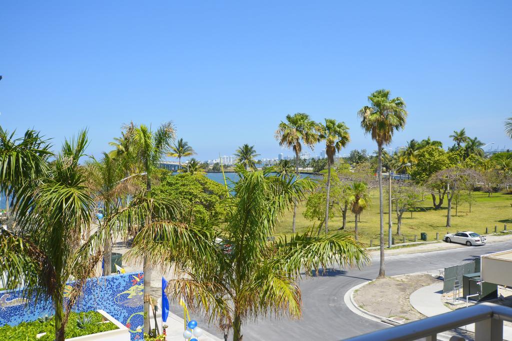 Mare Azur Design District Luxury Aparthotel 4*