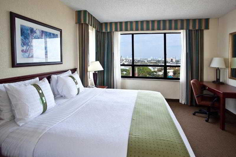 Hotel Port Of Miami-downtown By Ihg