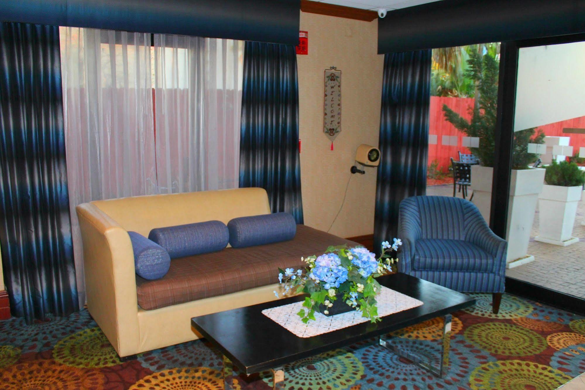 Airport 3* Miami
